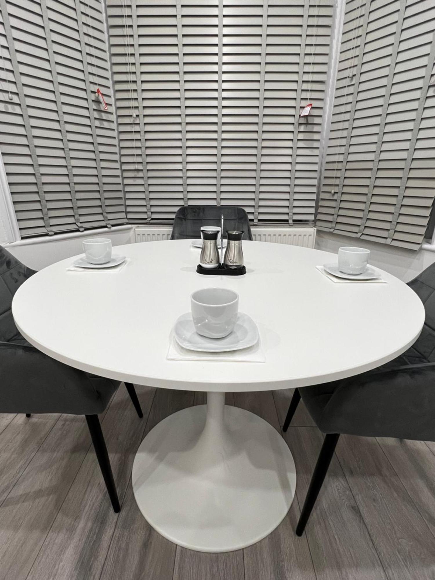 F4 Luxury Stays One Bed Apartment With Parking Ilford Eksteriør bilde